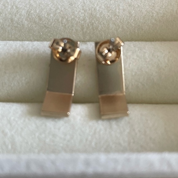 Gold block studs - Picture 2 of 2